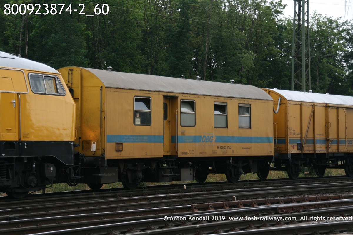 800923874-2_60.jpg